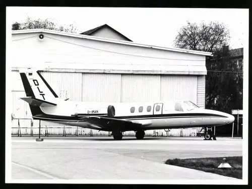 Fotografie Flugzeug Zweistrahliger Jet DLT Kennung D-IMAN