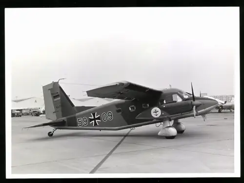 Fotografie Flugzeug Zweimotoriger Hochdecker Marinegeschwader 59 der Bundeswehr 59-09
