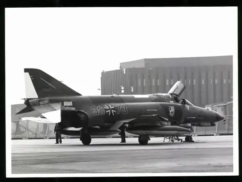 Fotografie Flugzeug Douglas F-4 Phantom Jasta Kampfjet Luftwaffen-Geschwader 38, Kennung 38-73