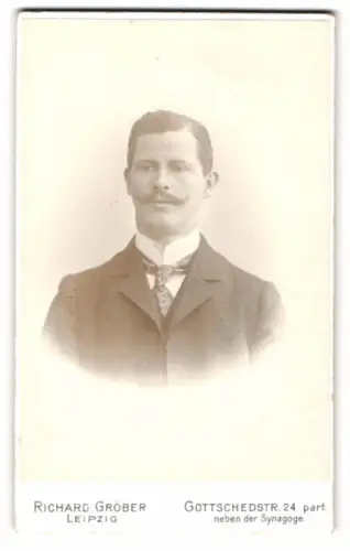 Fotografie Richard Gröber, Leipzig, Gottschedstr. 24, B. Zeidler im Jahr 1902