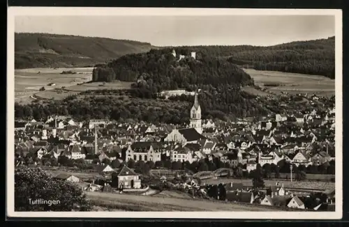 AK Tuttlingen, Stadtansicht mit Kirche und Burgruine