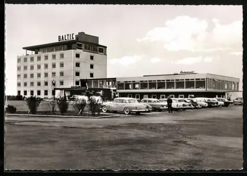AK Grömitz /Grossenbrode, Hotel Baltic, Restaurant, Parkplatz