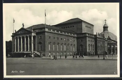 AK Berlin, Oper, Unter den Linden mit Hedwigskirche
