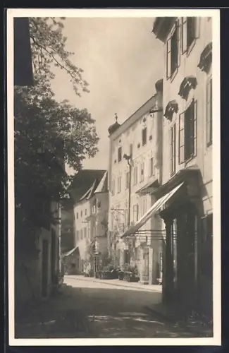 AK Mauthausen a. d. Donau, Strassenpartie mit Geschäften