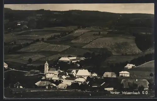 AK Vorderweissenbach /O. Ö., Teilansicht mit Kirche