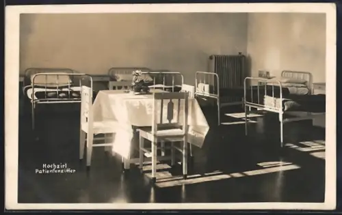 AK Zirl, Sanatorium Hochzirl, Patientenzimmer, Innenansicht
