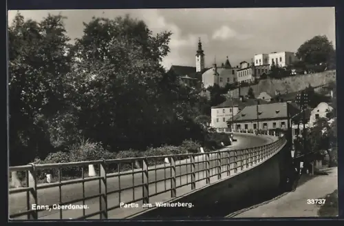AK Enns, Partie am Wienerberg, Blick zur Kirche