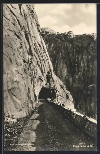 AK Jossingfjordveien, Landstrasse mit Tunnel