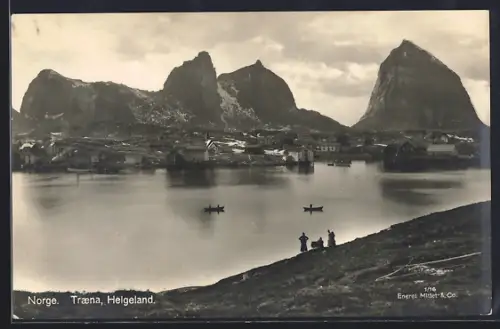 AK Traena /Helgeland, Uferpartie mit Bergpanorama