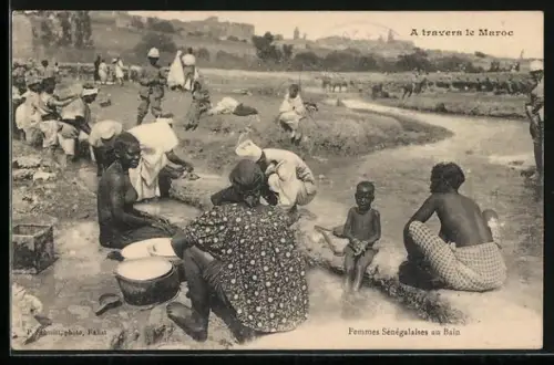 AK Le Maroc illustrée, Visite au Camo sénégalais, Les Femmes au Bain, Senegalesische Waschfrauen