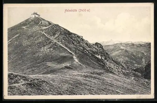 AK Helmhütte, Blick den Hang hinauf zur Berghütte hin