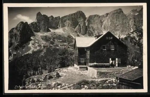 AK Erfurter Hütte, Berghütte im Sonnwendgebirge, Blick auf Rotspitze & Gelbe Wand