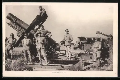 AK Französische Artilleriesoldaten vor einem Geschütz
