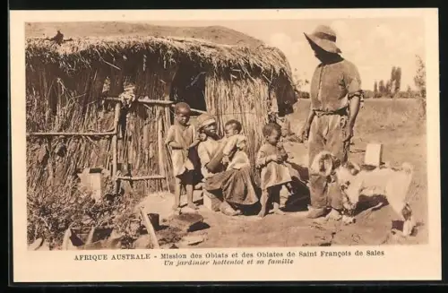 AK Afrique Australe, Mission des Oblats et des Oblates de Saint Francois de Sales, Un jardinier hottentot et sa famille