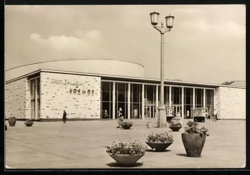 AK Berlin, Filmtheater Kosmos mit Vorplatz