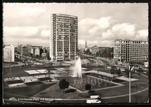 AK Berlin-Charlottenburg, Ernst-Reuter-Platz mit Springbrunnen und Telefunken-Hochhaus