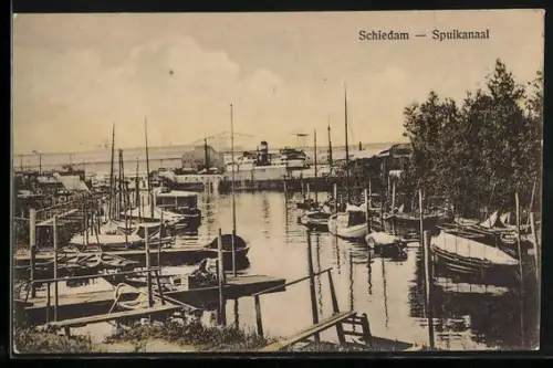 AK Schiedam, Spuikanaal