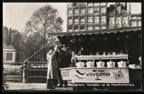 AK Amsterdam, Haringkar op de Haarlemmersluis