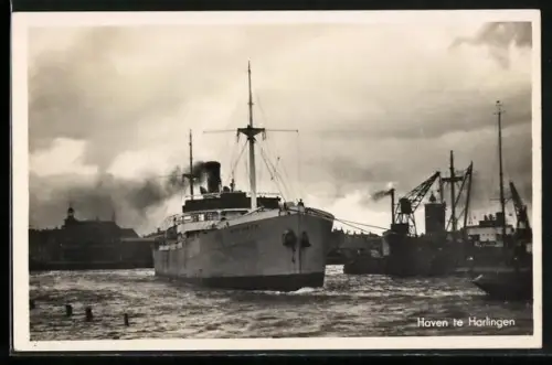 AK Harlingen, Haven