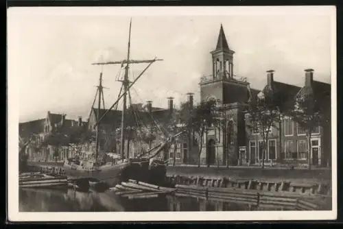 AK Harlingen, Zuiderhaven met R. K. Kerk