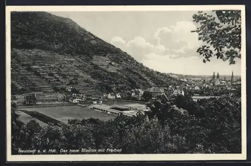 AK Neustadt a. d. Hdt., Neues Stadion mit Freibad