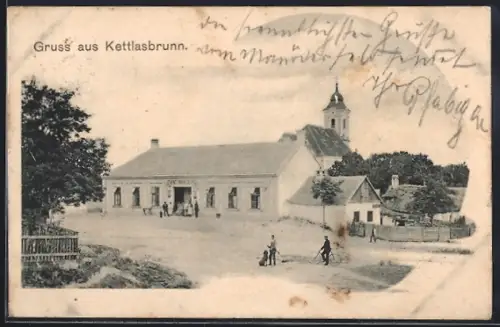 AK Mistelbach /N.-Oe., Kettlasbrunn, Gemeinde-Einkehr-Gasthaus mit Strassenpartie