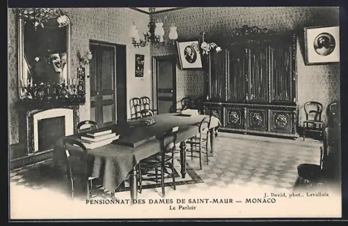 AK Monaco, Pensionnat des Dames de Saint-Maur, Le Parloir
