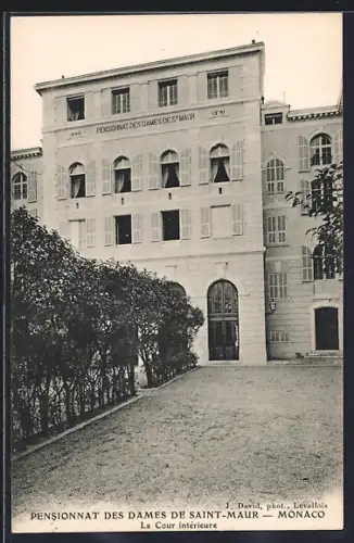 AK Monaco, Pensionnat des Dames de Saint-Maur, La Cour intérieure