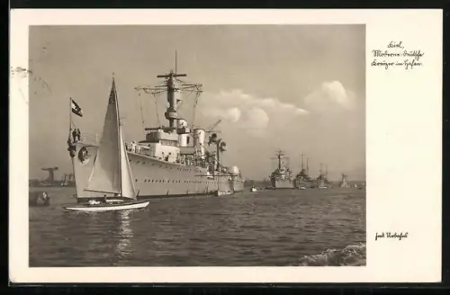 AK Kiel, Kreuzer der Kriegsmarine im Hafen
