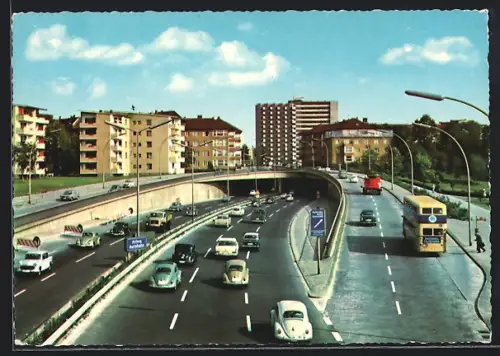 AK Berlin-Halensee, Stadtautobahn, Wohnhäuser, Autobus