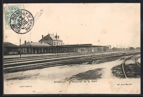 AK Romilly, Intérieur de la Gare