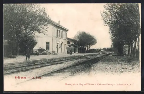 AK Brévonne, La Gare, Bahnhof
