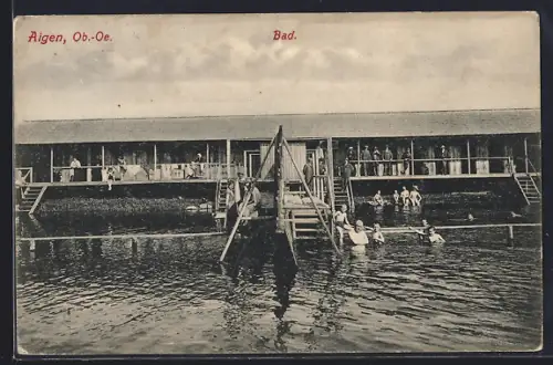 AK Aigen /Ob.-Oe., Besucher im Freibad