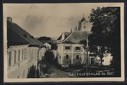 AK Leopoldschlag /Ob. Öst., Gasthaus und Kirche