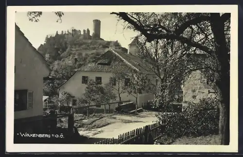 AK Waxenberg /O. Ö., Ortspartie mit Burgruine