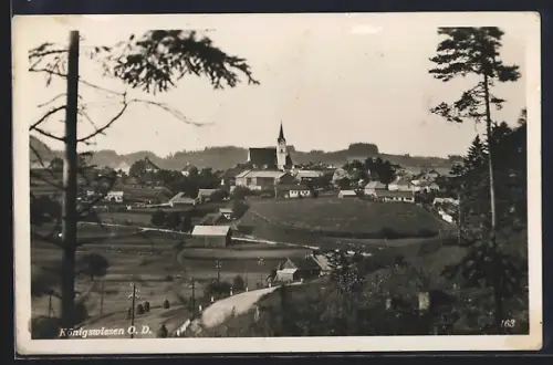 AK Königswiesen /O. D., Ortsansicht mit Kirche