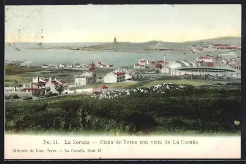 AK La Coruna, Plaza de Toros con vista de La Coruna
