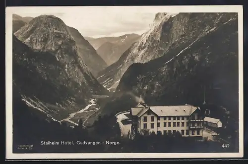 AK Gudvangen, Stalheim Hotel