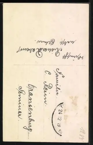 AK Kleine Weihnachtsengel mit Maria und Josef beim Christkind