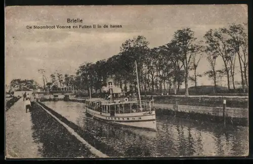 AK Brielle, De Stoomboot Voorne en Putten II in de haven