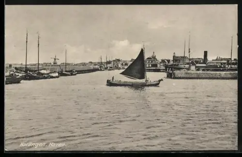 AK Harlingen, Haven, Panorama met molen