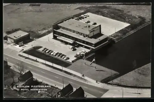 AK Heerenveen, Postiljon Pleisterplaats, Motel Heerenveen, Luchtfoto