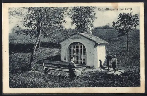 AK Dross, Die Bründlkapelle mit Besuchern