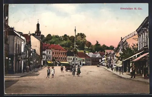 AK Amstetten /N.-Oe., Hauptplatz mit Geschäften