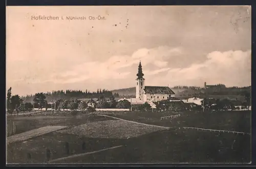 AK Hofkirchen i. Mühlkreis, Ortsansicht mit Kirche und Feldern