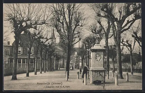 AK Noordwijk /Binnen, Lindeplein met R. K. Kerk