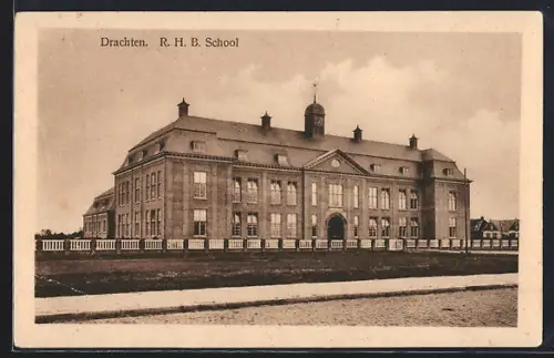 AK Drachten, R. H. B. School