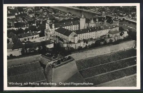 AK Würzburg, Festung Marienberg vom Flugzeug aus