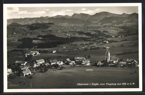 AK Oberreute i. Allgäu, Ortsansicht vom Flugzeug aus