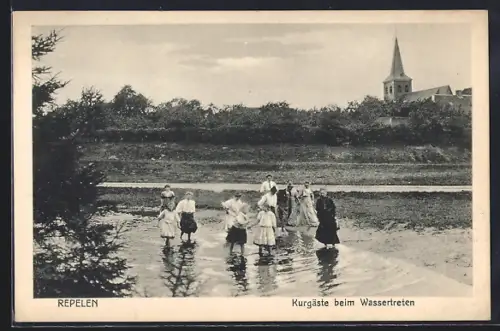 AK Repelen, Kurgäste beim Wassertreten